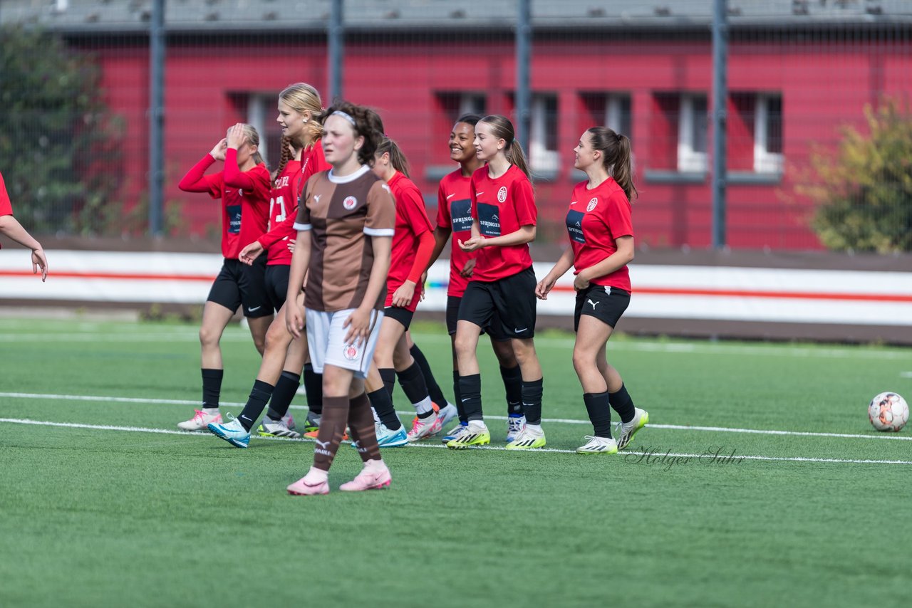 Bild 382 - wBJ FC St. Pauli - Eimsbuetteler TV : Ergebnis: 3:4